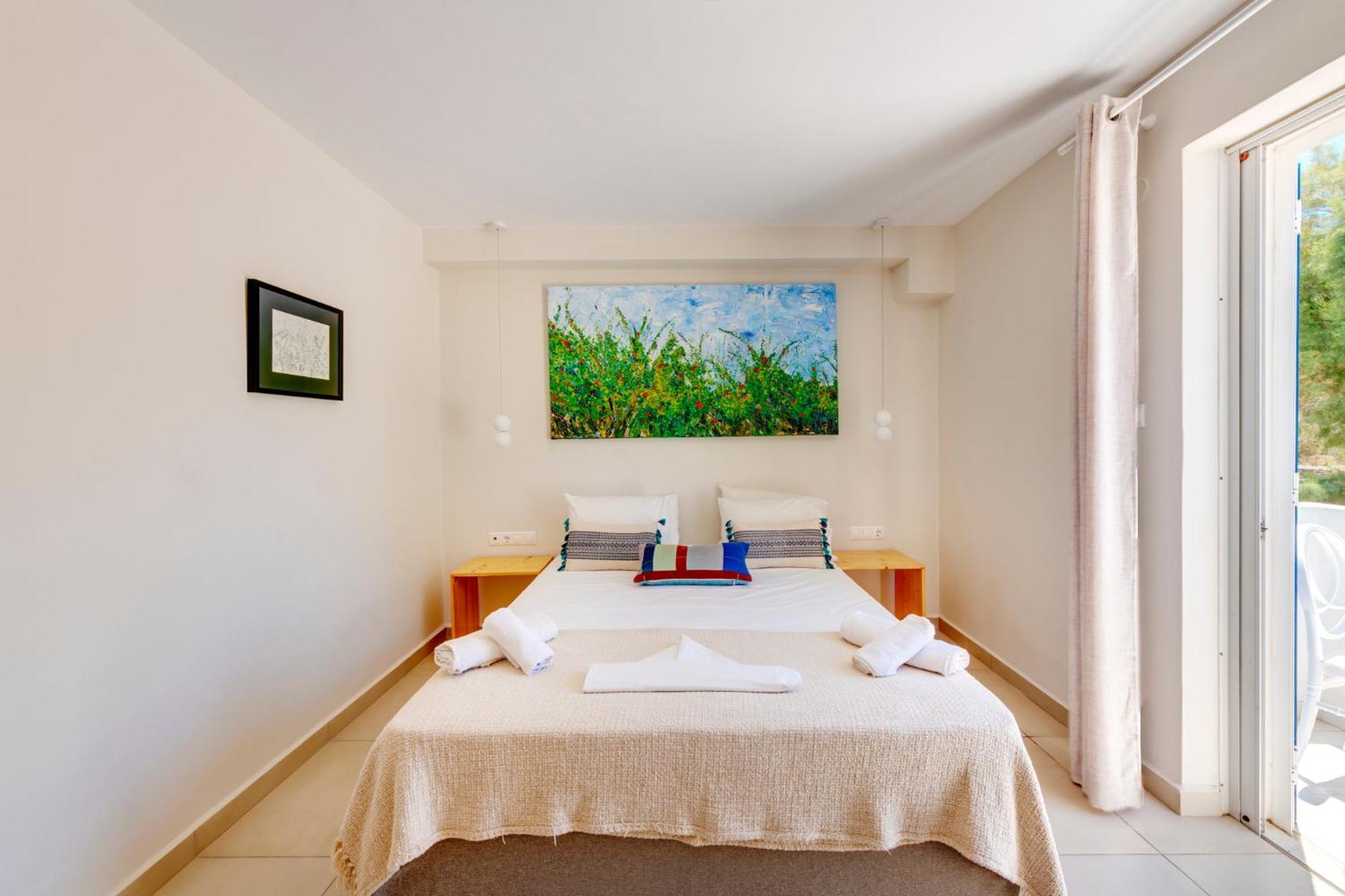 Hotel Kamelo Vári Extérieur photo