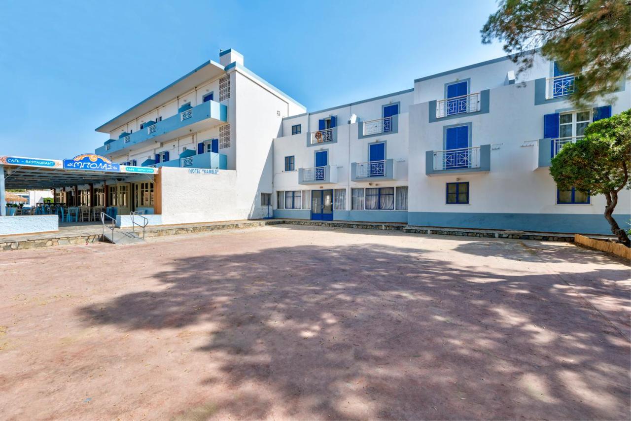 Hotel Kamelo Vári Extérieur photo